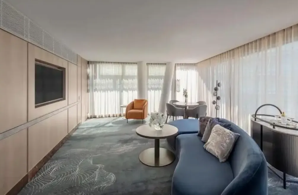Couples spa suite